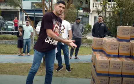 Video | Alex Pereira donates truckload of food to the needy in his hometown