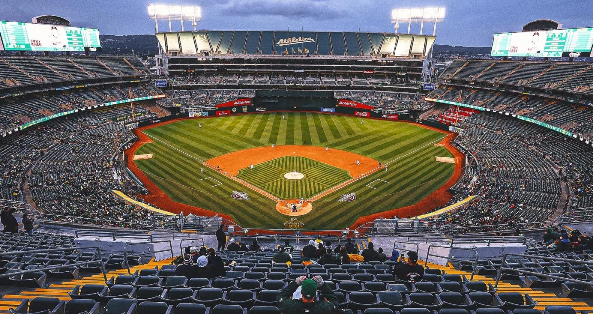 Athletics bid emotional farewell to Oakland Coliseum with 3-2 victory, postgame rally