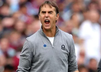 I can’t play – Julen Lopetegui sees funny side after injury puts him on crutches