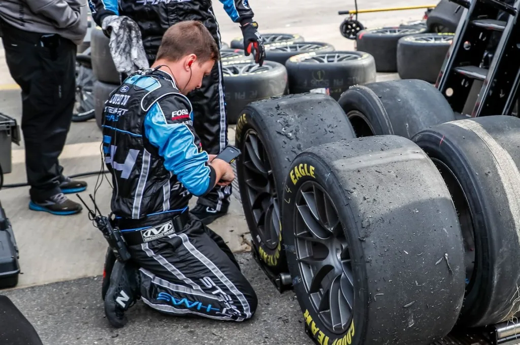 Alex Bowman doesn’t expect repeat of extreme tire wear at Bristol