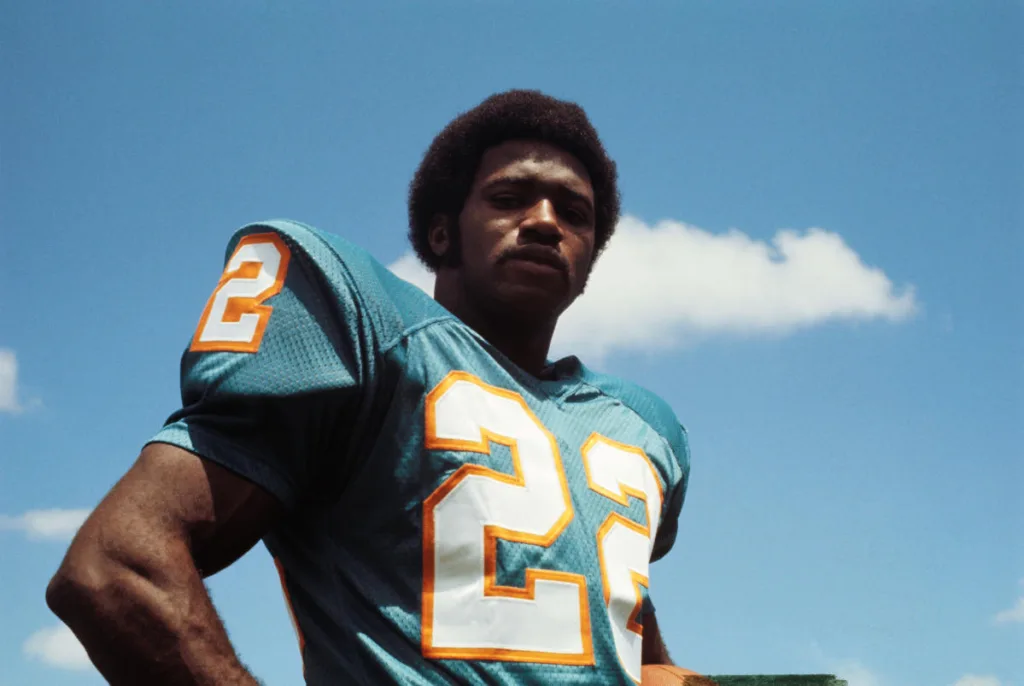 ‘Mercury’ Morris, legendary Dolphins running back, reportedly dies at age 77