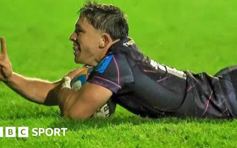 Ospreys 37-24 Stormers: Hosts storm to URC victory in Bridgend