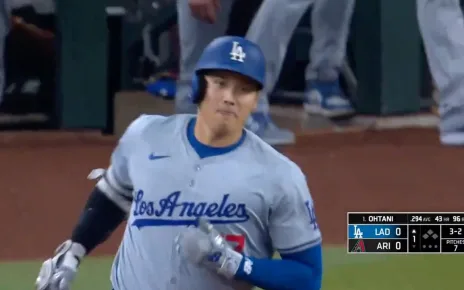 Shohei Ohtani crushes his 44th home run of the season, Dodgers take early lead over Diamondbacks