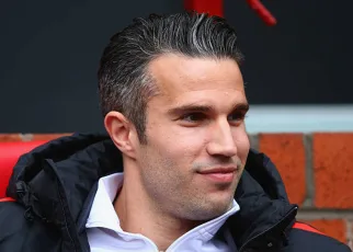 Robin van Persie suffers record 9-1 defeat in charge of Dutch club