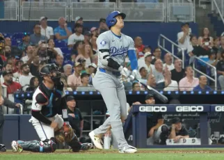 Shohei Ohtani reaches 50 homers, 50 steals