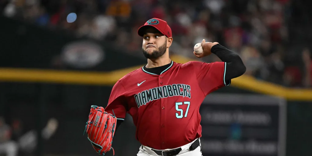 D-backs seek win, help as regular season closes