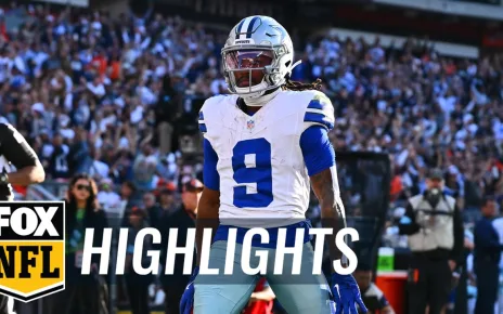 Cowboys' KaVontae Turpin returns a punt for a 60-yard touchdown | NFL Highlights