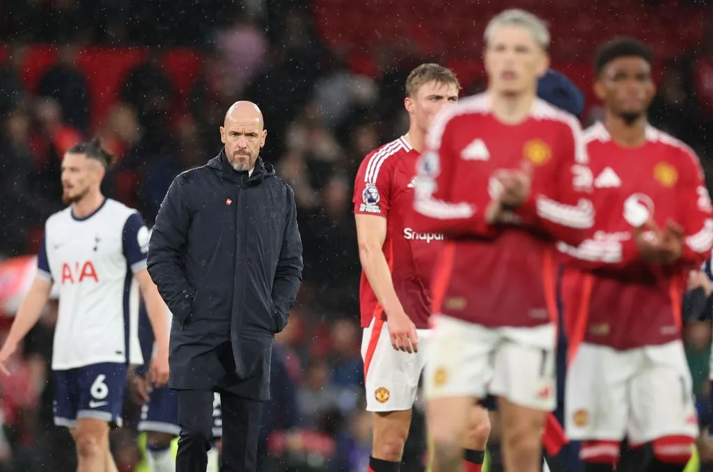 Manchester United dressing room’s stance on Erik ten Hag’s sack fears: report