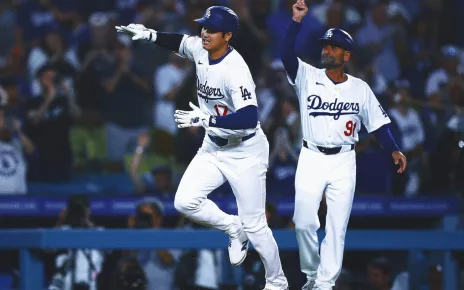 Shohei Ohtani homers, steals base to move closer to 50/50 in Dodgers’ win over Cubs