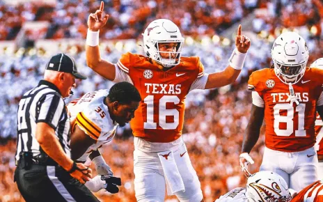 AP Top 25: Texas stays on top, while Tennessee and Utah rise