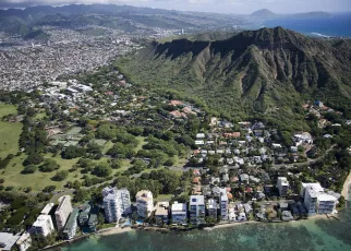 Waikiki Natatorium War Memorial To Be Restored 45 Years After Closing