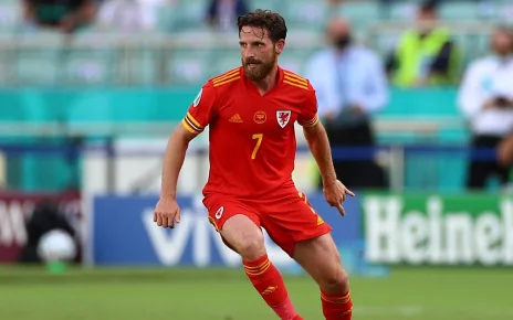 Joe Allen reverses international retirement to return to Wales squad