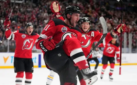 Devils top Sabres 4-1 in NHL regular-season opener in Prague