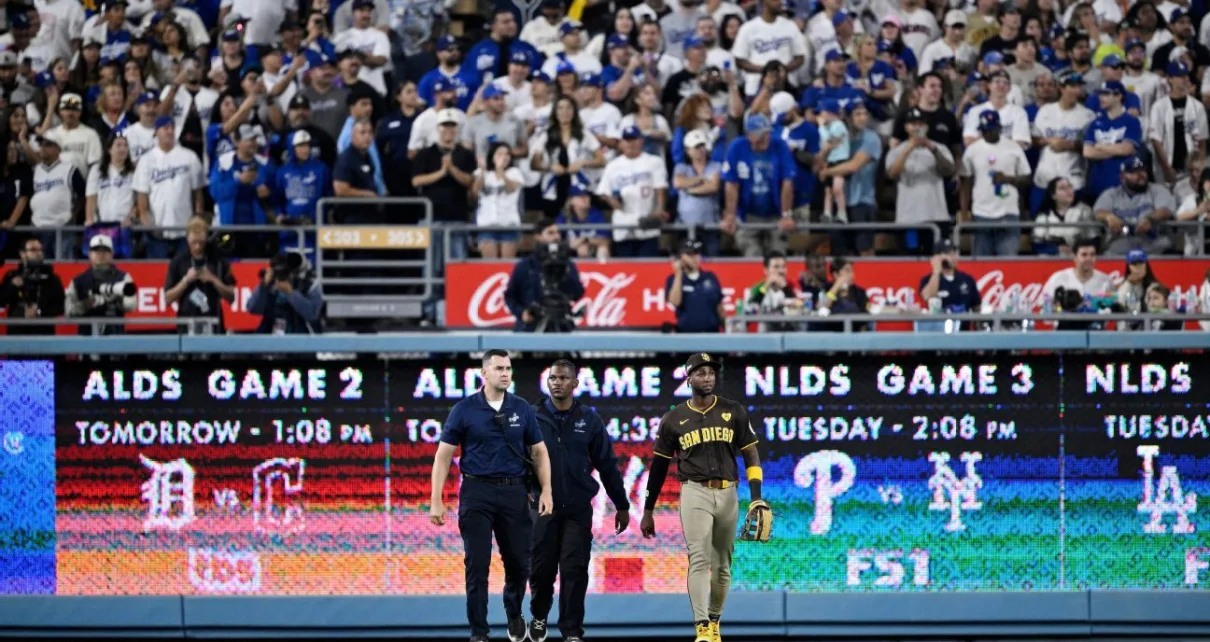 Padres-Dodgers NLDS Game 2 delayed after fans throw objects on field