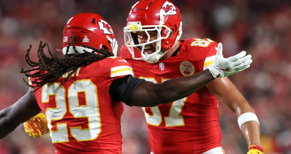 Chiefs offense cruises past Saints in MNF as KC moves to 5-0