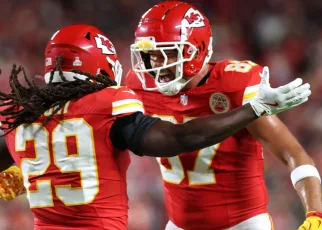 Chiefs offense cruises past Saints in MNF as KC moves to 5-0