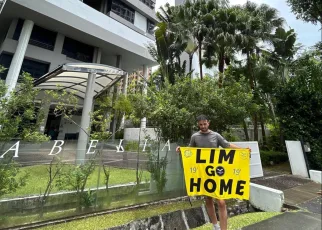 Valencia fans detained after interrupting honeymoon in Singapore to stage protest against club’s owner