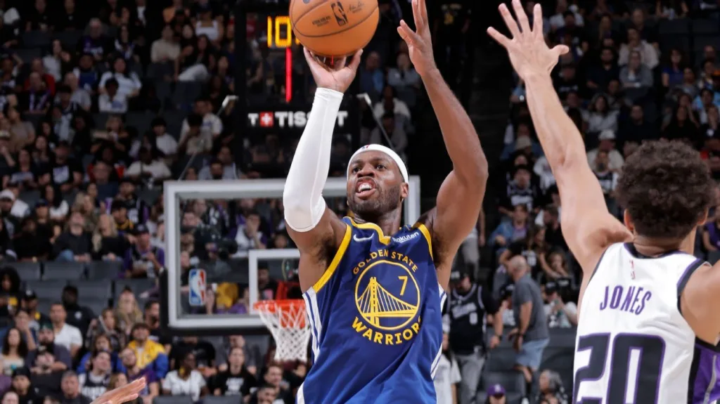 Warriors make a splash with 28 3-pointers in preseason win