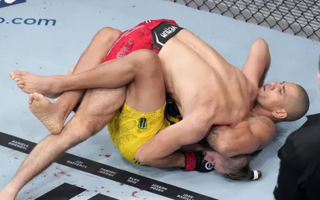 Alex Pereira agrees to fight mouthy Magomed Ankalaev, ‘prove his ground game’ after UFC 307