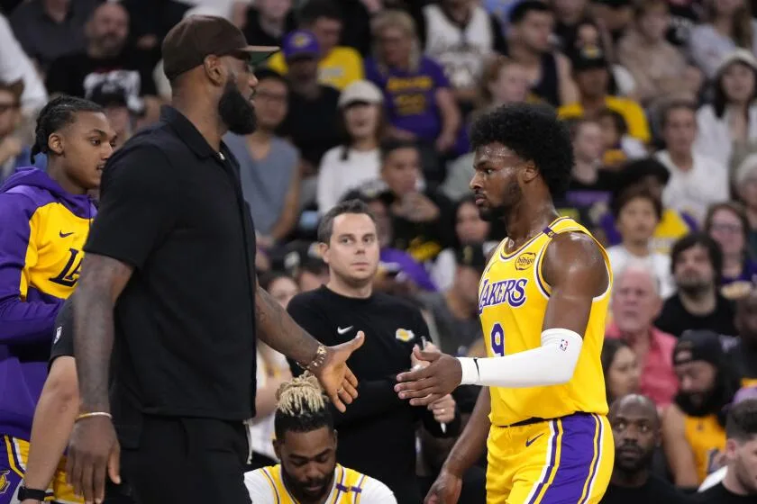 Lakers stars LeBron James, Anthony Davis set to make preseason debut