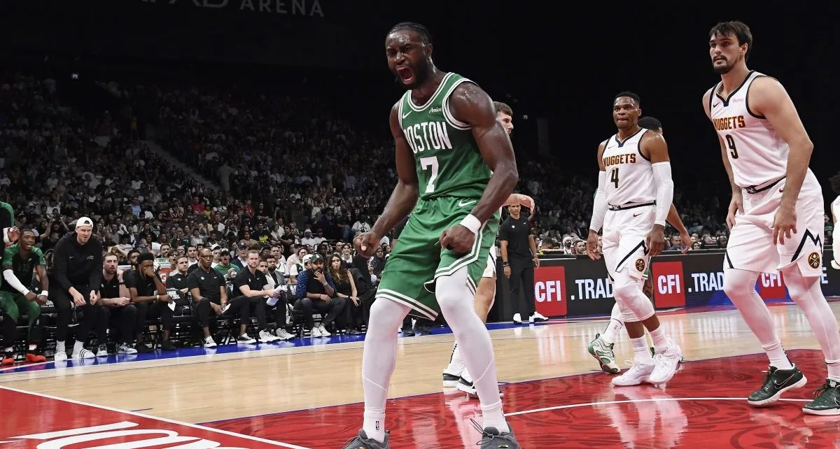 Jaylen Brown puts team first in response to star duo question