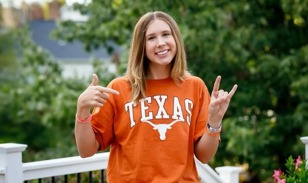 2026 Honorable Mention Sydney Schoeck Verbally Commits To Texas