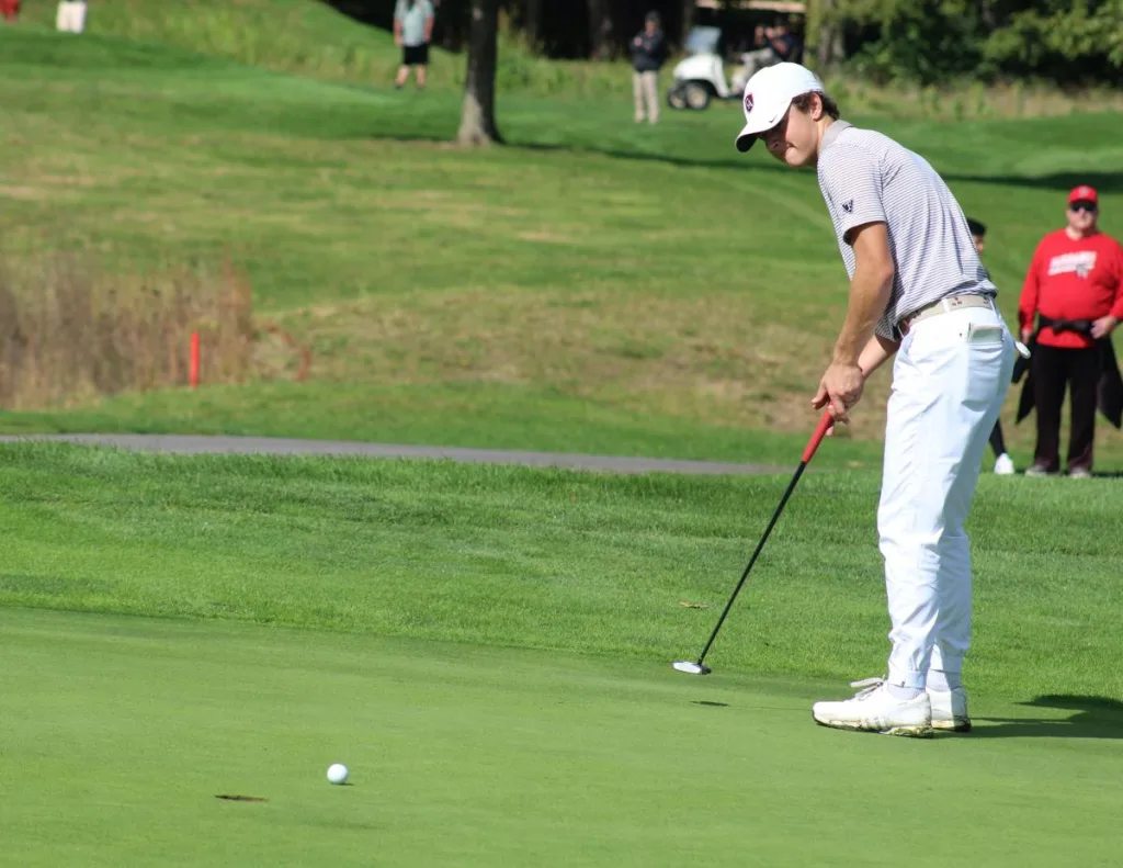 OHSAA boys golf: Columbus Academy trails Kettering Alter at Division II state tournament