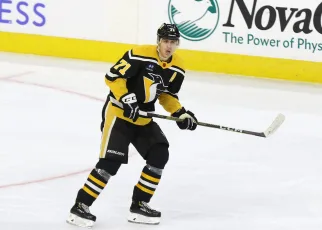 Pittsburgh Penguins’ Evgeni Malkin Reaches 800 Assists – The Hockey Writers – NHL News