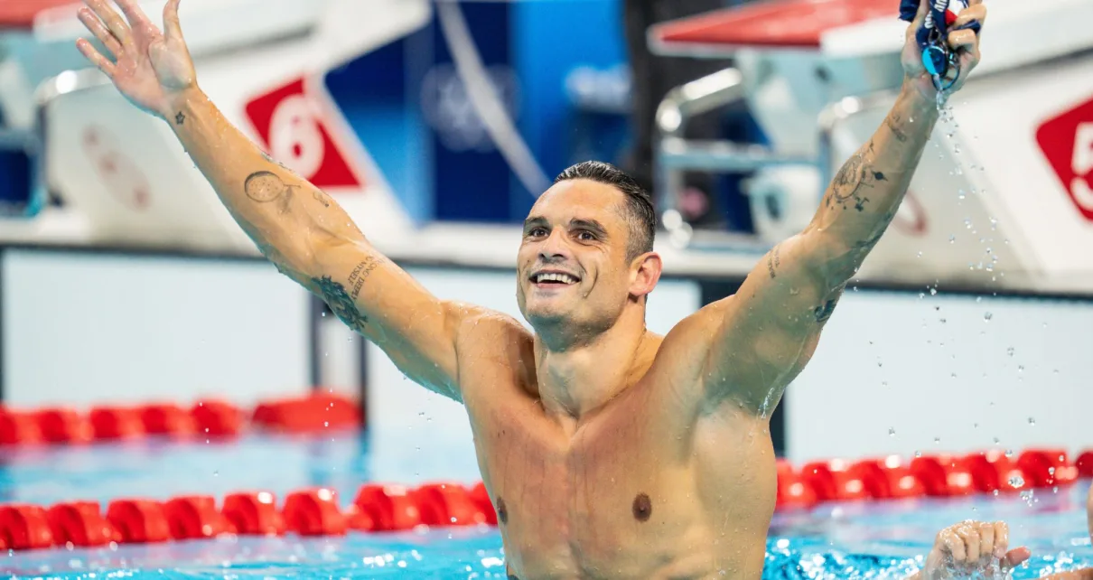 Florent Manaudou Brought The Slow Clap to Swimming & With It, an Unforgettable Olympic Moment