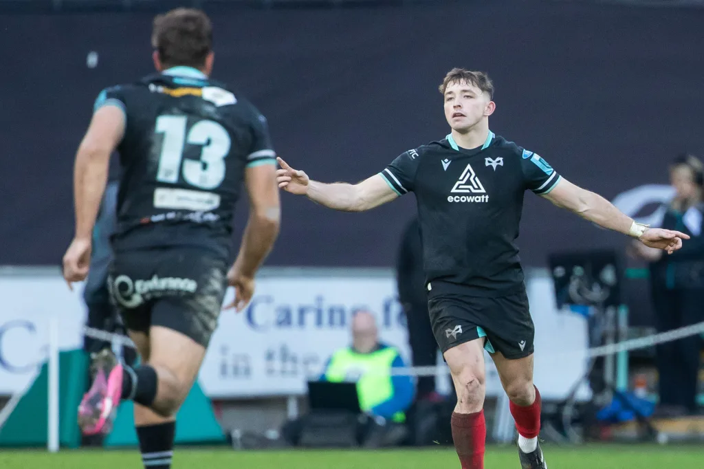 Dan Edwards – Wales’ next fly-half?