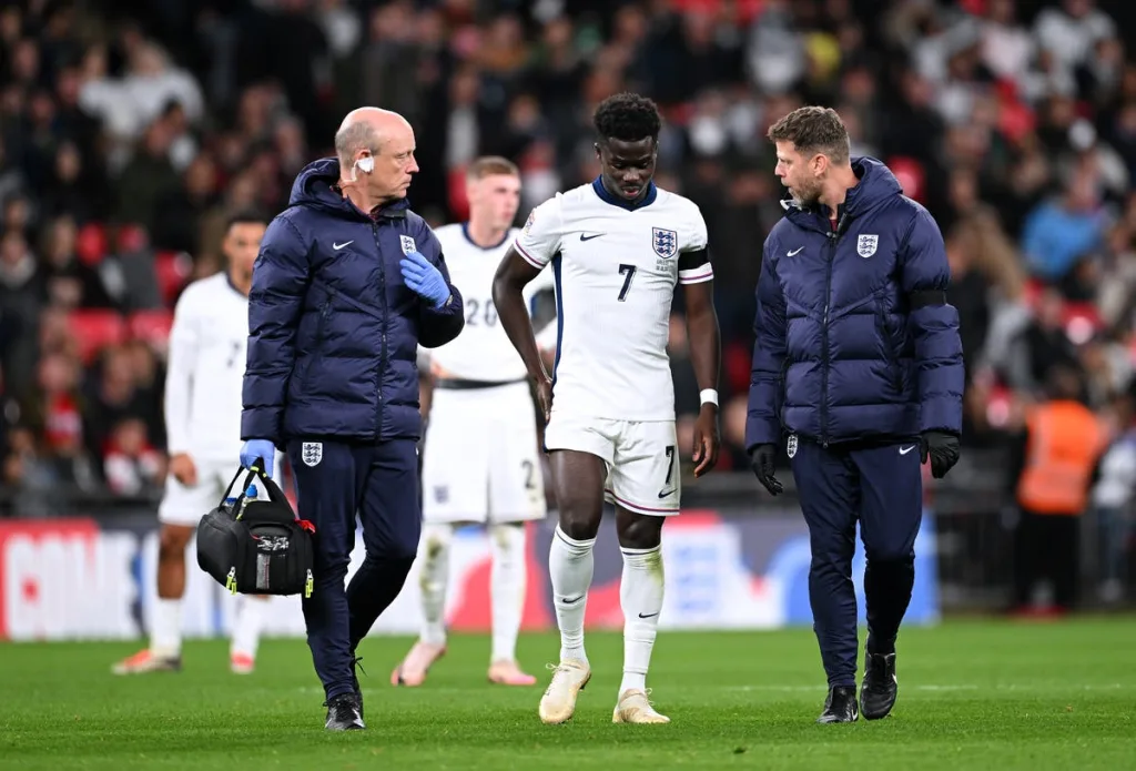 Bukayo Saka hands Arsenal injury scare after limping off for England