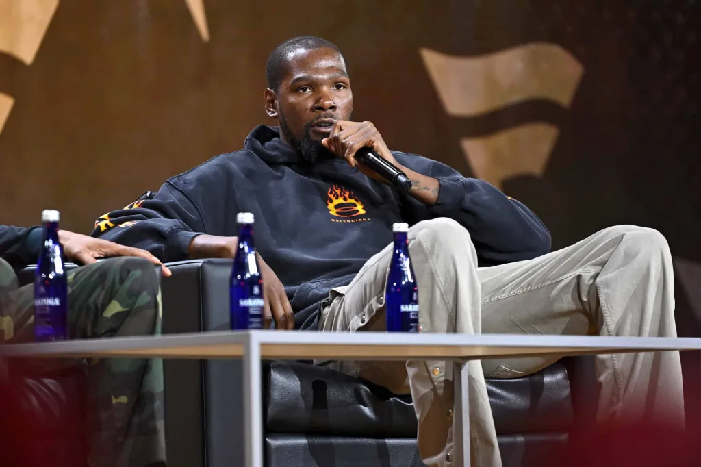 Kevin Durant Says 1 NFL Team Is Impressing Him