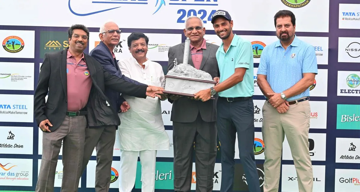 Vizag Open: Angad Cheema wins playoff against Aman Raj to secure second PGTI title