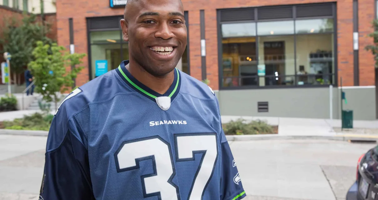 Shaun Alexander Names The Scariest Running Back In The NFL