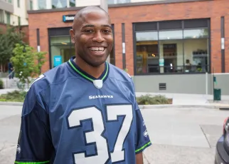 Shaun Alexander Names The Scariest Running Back In The NFL