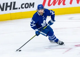 Preseason Struggles Put Maple Leafs’ Defensemen on the Edge – The Hockey Writers – Toronto Maple Leafs