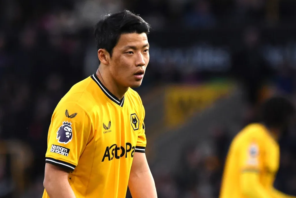 Como player who racially abused Wolves’ Hwang Hee-chan given ten-match ban