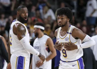 Lakers LeBron James, Bronny James play together in NBA preseason game for first time