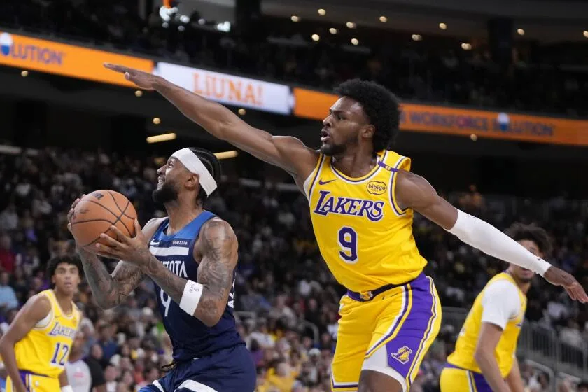 Lakers fall in preseason opener to the Timberwolves