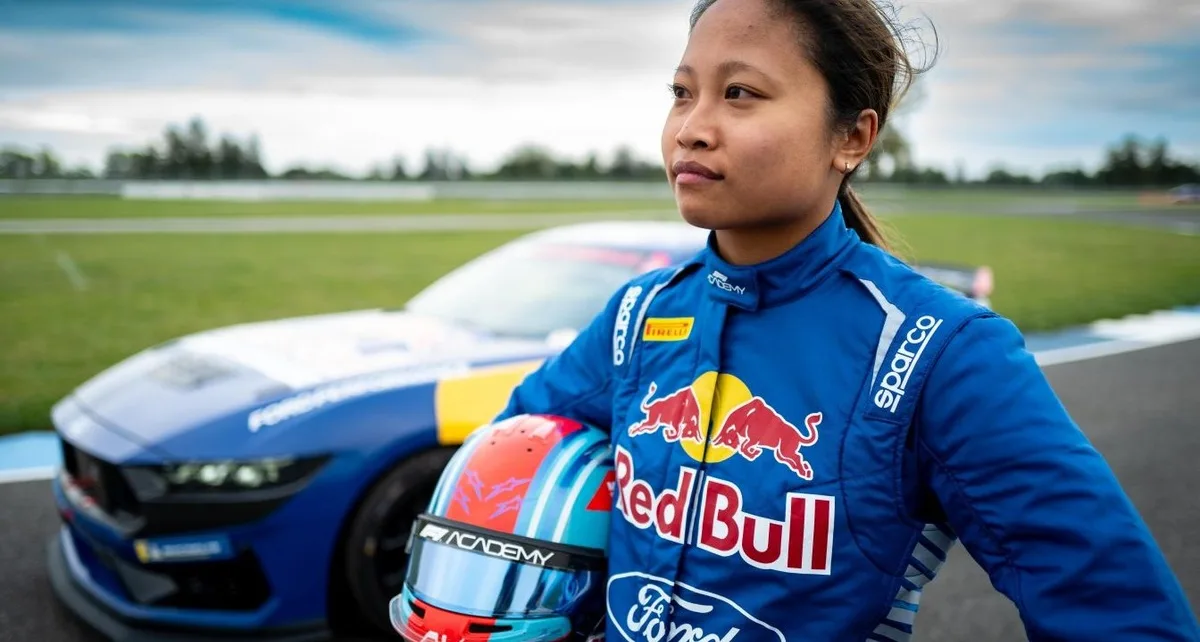 Red Bull and Ford sign American Chloe Chambers for 2025 F1 Academy