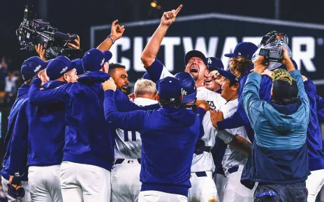 Dodgers blank Padres in Game 5, advance to NLCS