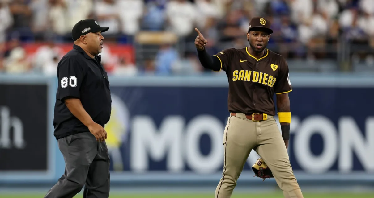 Emotions high in Padres-Dodgers NLDS Game 2