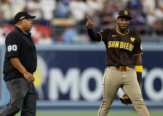 Emotions high in Padres-Dodgers NLDS Game 2