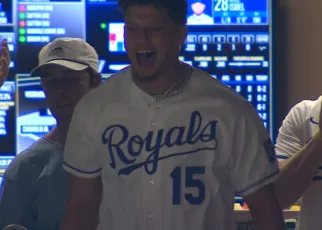 Patrick Mahomes cheers on Royals during ALDS Game 3