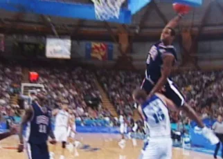 After 15 years, those who saw Vince Carter leap over Frederic Weis in Sydney still can’t believe what they witnessed.