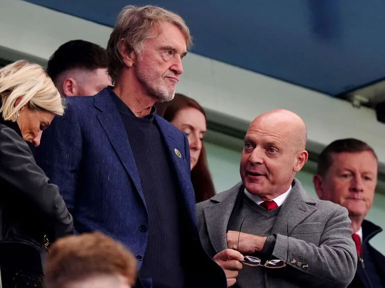 Ratcliffe flies in to watch Man United as pressure increases on Ten Hag